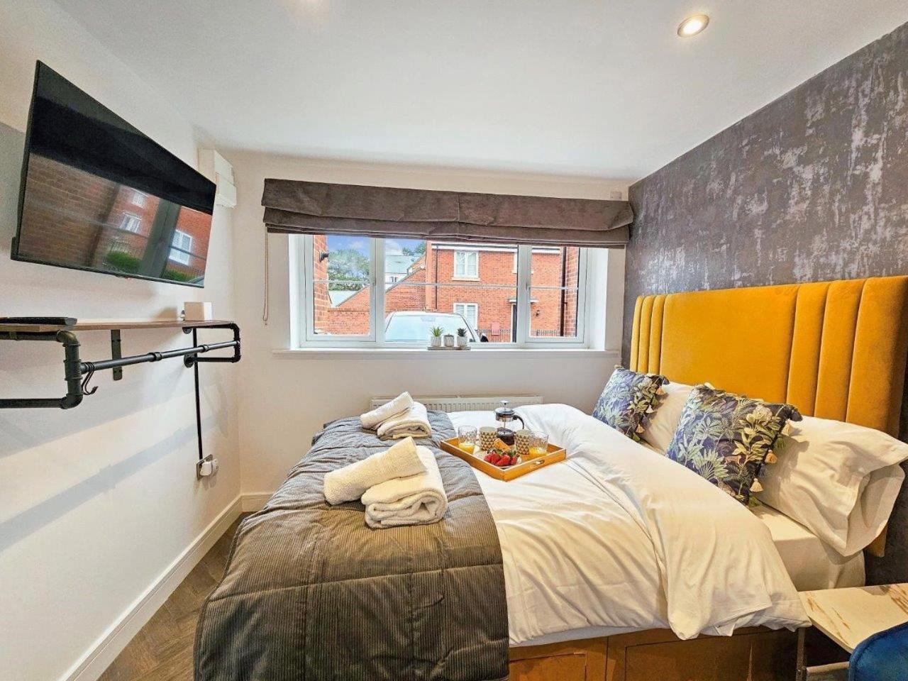 Cobblestone Studio By Fortuna Property Cheltenham Exterior foto